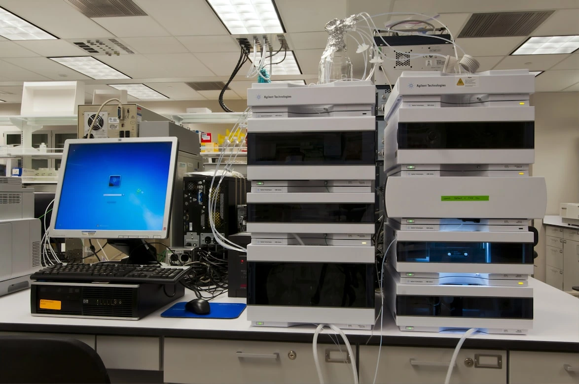 Dry Lab